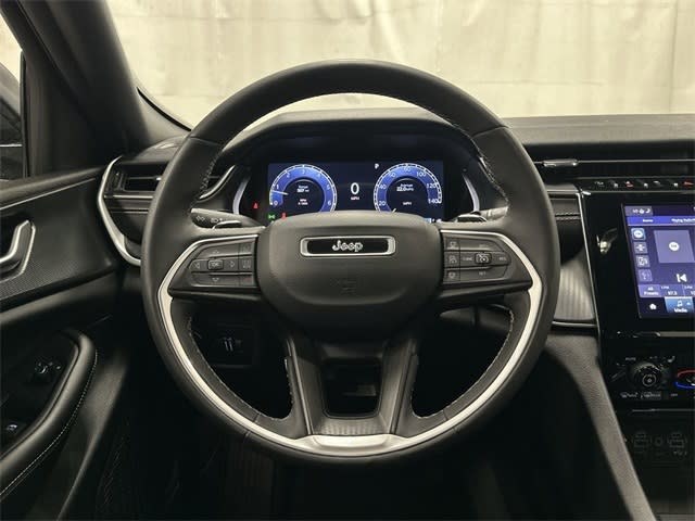 Thumbnail: 2023 Jeep Grand Cherokee L - 6