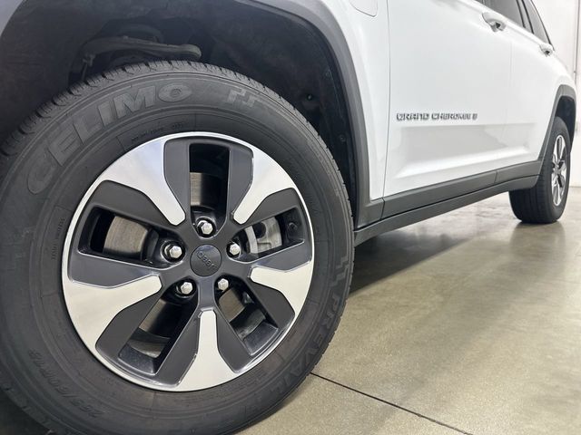 Thumbnail: 2024 Jeep Grand Cherokee - 5