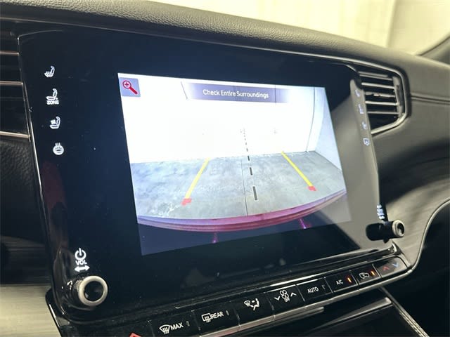 Thumbnail: 2023 Jeep Wagoneer - 27