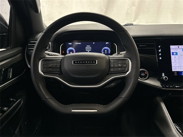 Thumbnail: 2023 Jeep Wagoneer - 6