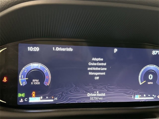 Thumbnail: 2023 Jeep Wagoneer - 9