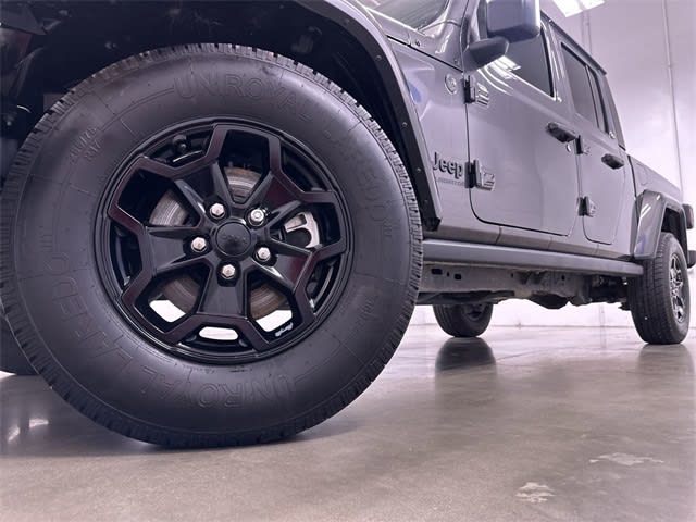 2022 Jeep Gladiator Sport 5