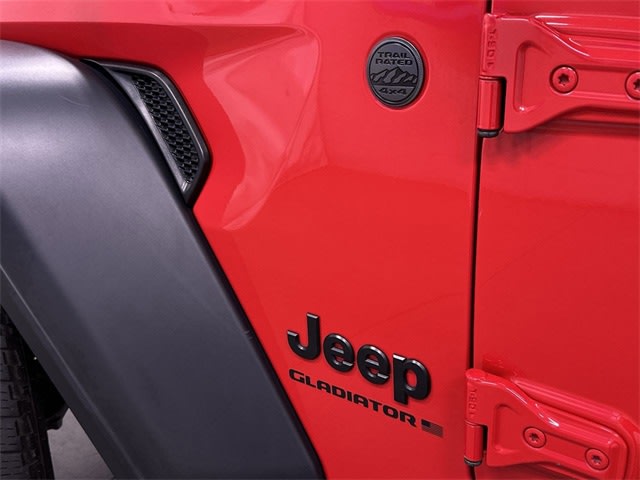 2023 Jeep Gladiator Sport 32
