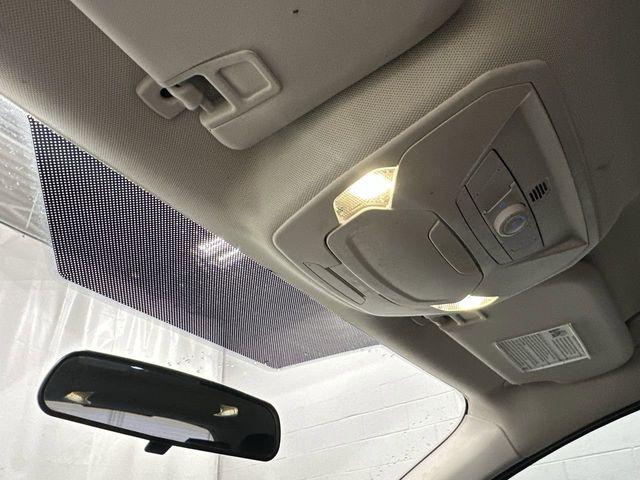 Thumbnail: 2016 Ford Focus - 26