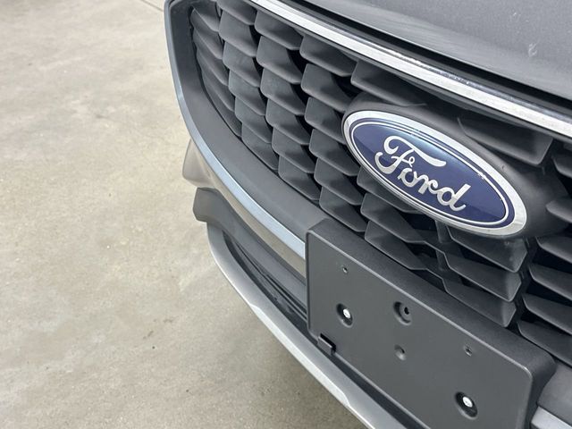 Thumbnail: 2025 Ford Escape - 4