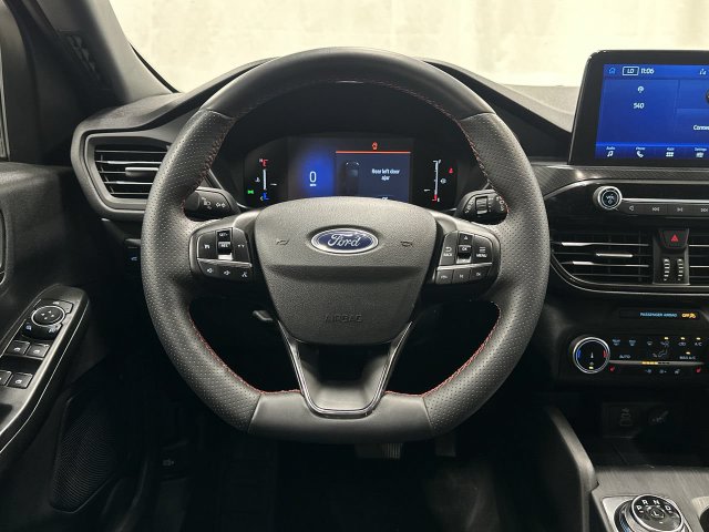 Thumbnail: 2025 Ford Escape - 6