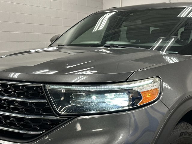 Thumbnail: 2020 Ford Explorer - 32
