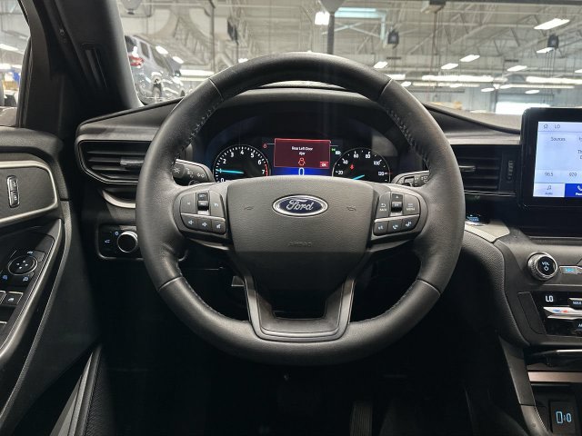 Thumbnail: 2020 Ford Explorer - 6