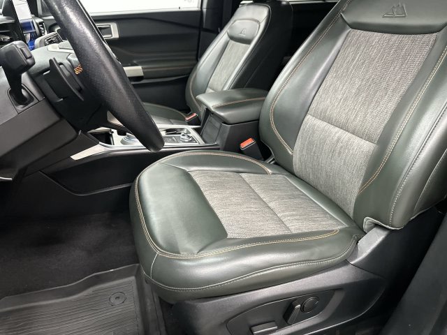Thumbnail: 2022 Ford Explorer - 7