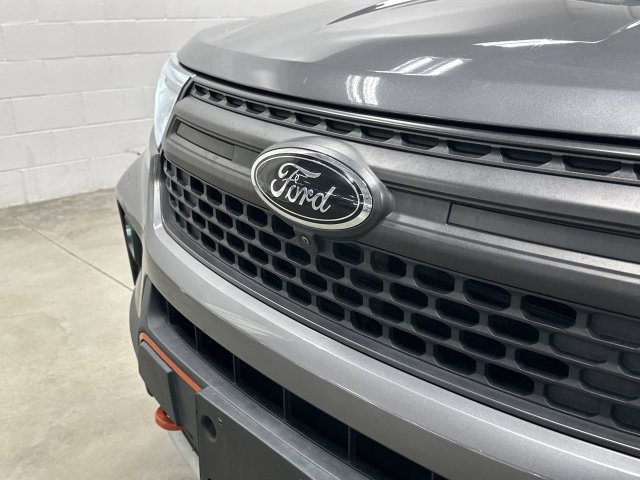 Thumbnail: 2022 Ford Explorer - 4