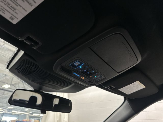 Thumbnail: 2022 Ford Explorer - 27