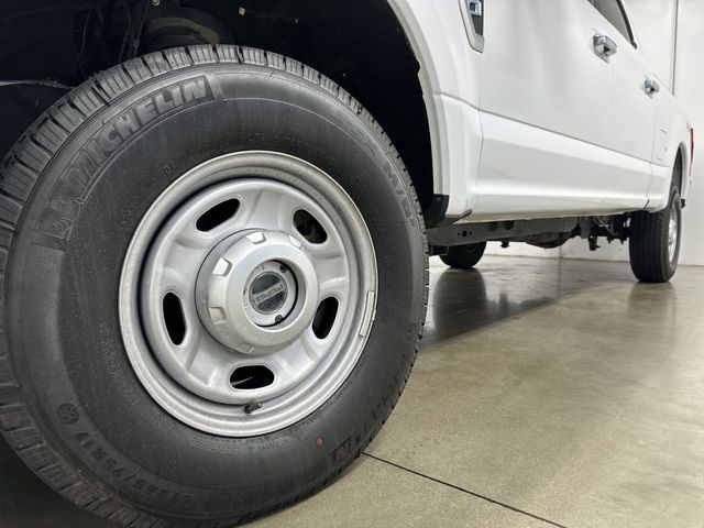 Thumbnail: 2022 Ford F-250 - 5