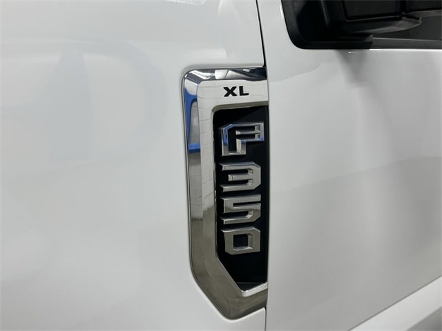 Thumbnail: 2022 Ford F-350 - 4