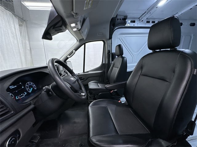 2023 Ford Transit Series 250 9