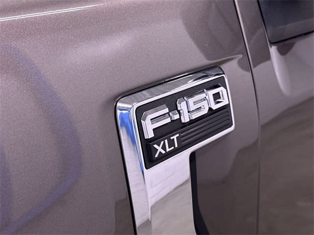 2022 Ford F-150 XLT 4