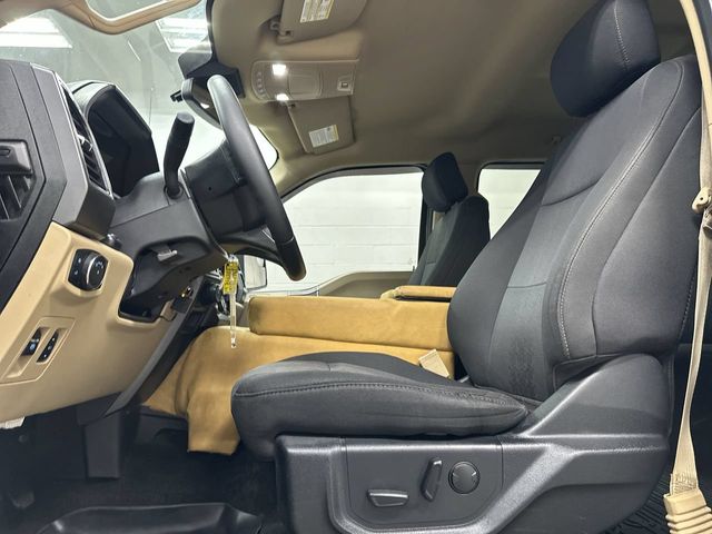 Thumbnail: 2019 Ford F-150 - 8