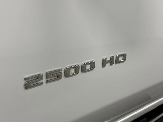 Thumbnail: 2024 Chevrolet Silverado 2500 - 3