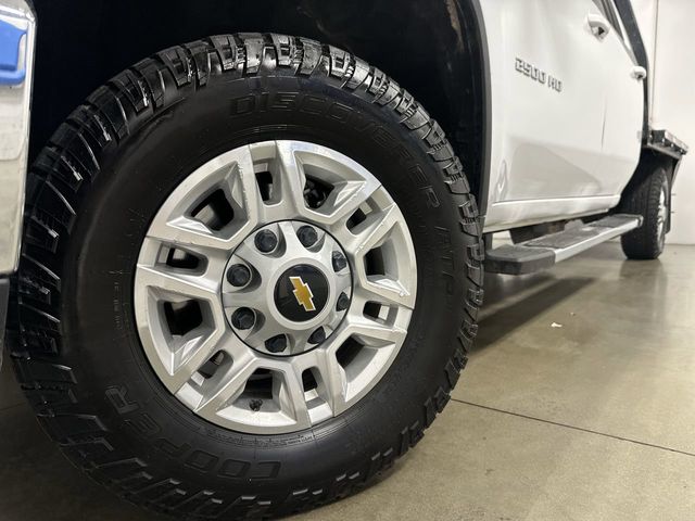 Thumbnail: 2024 Chevrolet Silverado 2500 - 4