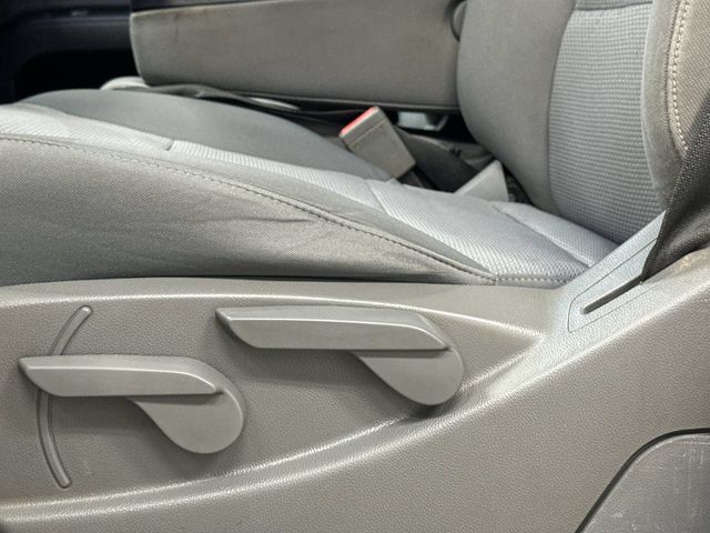 Thumbnail: 2018 Chevrolet Silverado 2500 - 29
