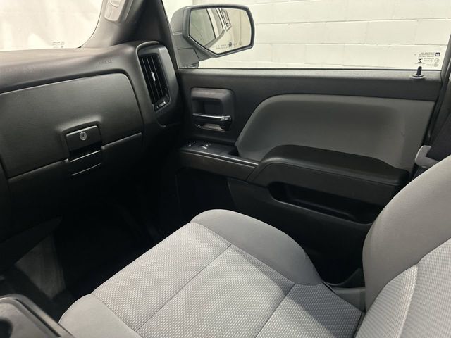 Thumbnail: 2017 Chevrolet Silverado 2500 - 20