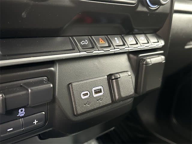 Thumbnail: 2021 Chevrolet Silverado 3500 - 28