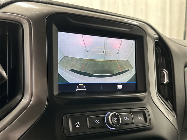 Thumbnail: 2021 Chevrolet Silverado 3500 - 26