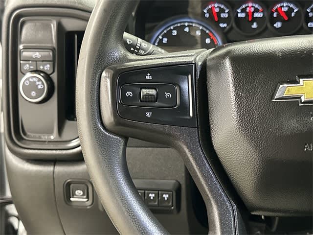 Thumbnail: 2021 Chevrolet Silverado 3500 - 21