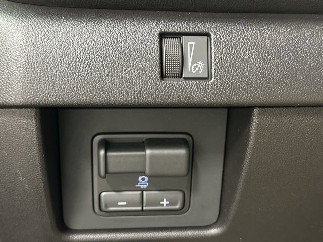 Thumbnail: 2026 Chevrolet Colorado - 24