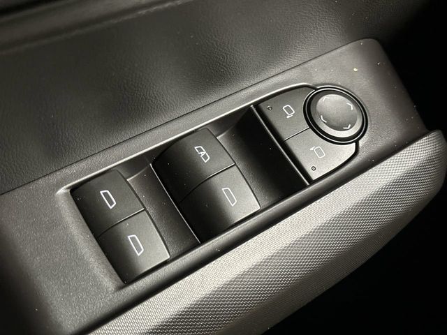 Thumbnail: 2026 Chevrolet Colorado - 25
