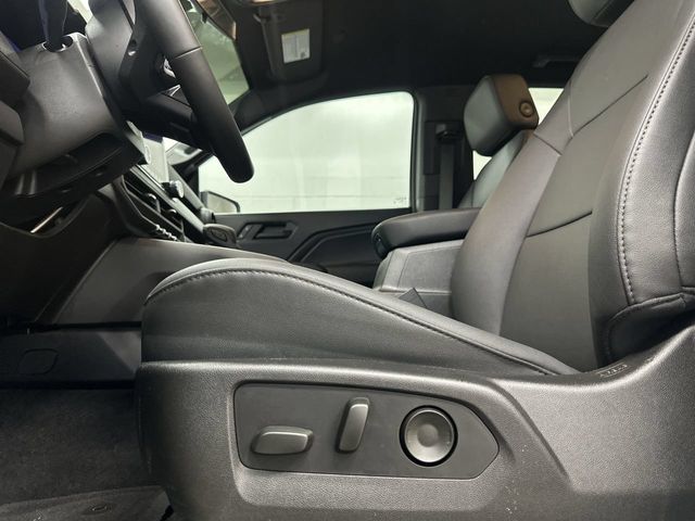 Thumbnail: 2026 Chevrolet Colorado - 31