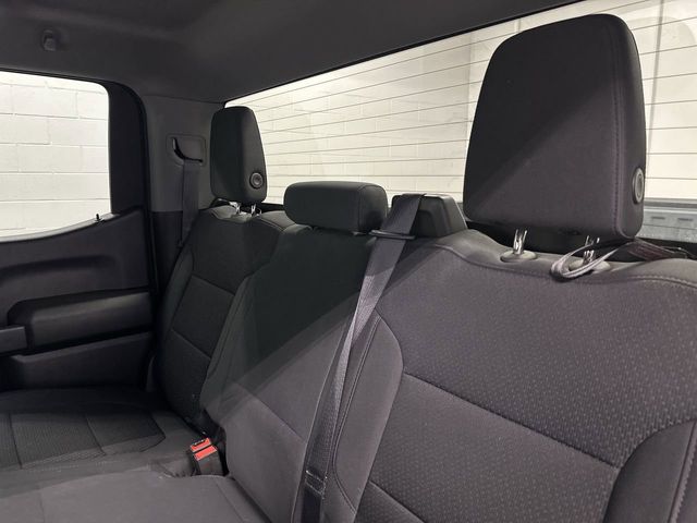 Thumbnail: 2021 Chevrolet Silverado 1500 - 21