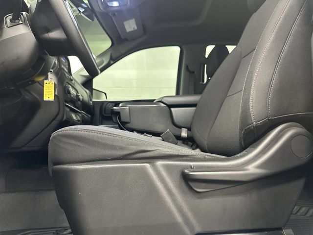 Thumbnail: 2021 Chevrolet Silverado 1500 - 30