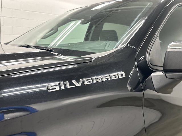 Thumbnail: 2025 Chevrolet Silverado 1500 - 4