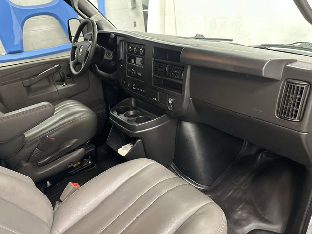 Thumbnail: 2019 Chevrolet Express - 6