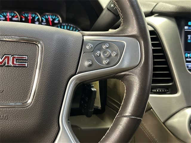 Thumbnail: 2018 GMC Yukon XL - 23