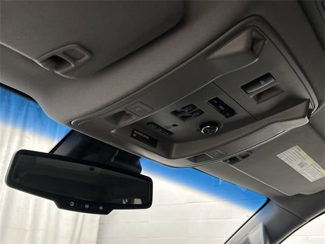 Thumbnail: 2016 GMC Yukon XL - 26