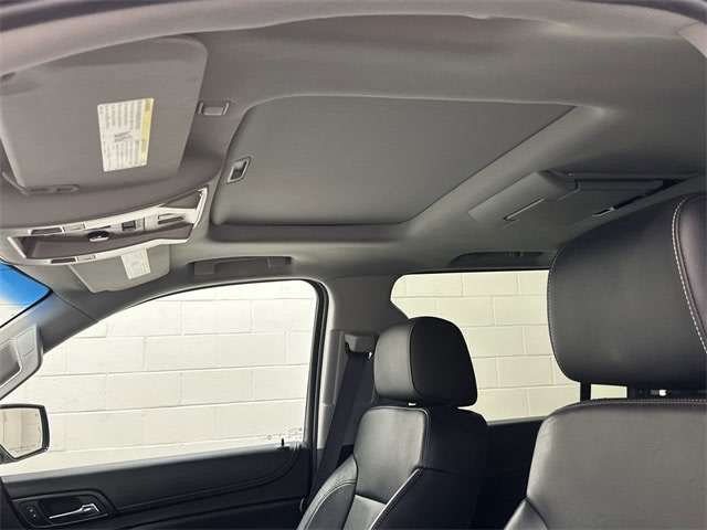 Thumbnail: 2016 GMC Yukon XL - 31