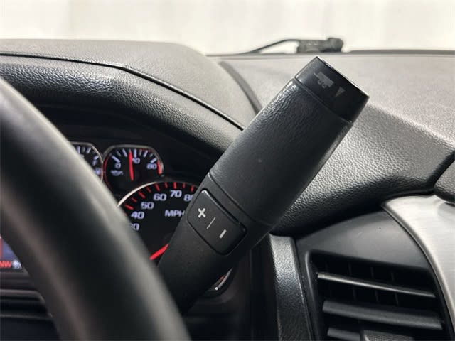 Thumbnail: 2016 GMC Yukon XL - 9