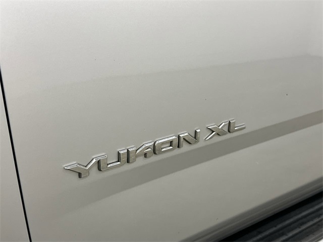 Thumbnail: 2016 GMC Yukon XL - 4