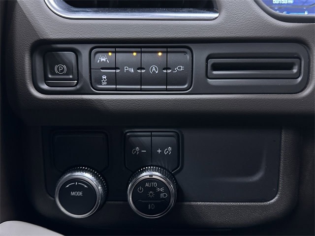 2022 GMC Yukon XL SLT 24