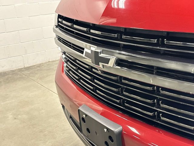 Thumbnail: 2021 Chevrolet Tahoe - 4