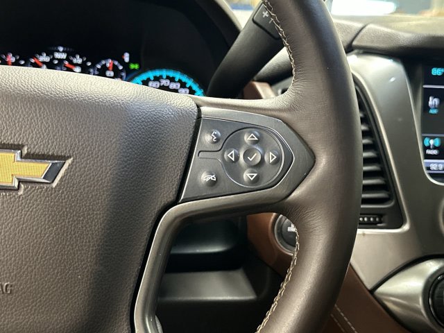 Thumbnail: 2016 Chevrolet Suburban - 23