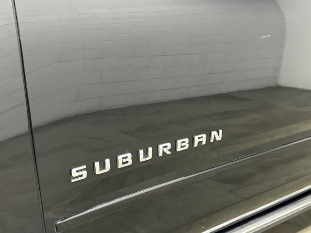 Thumbnail: 2016 Chevrolet Suburban - 4