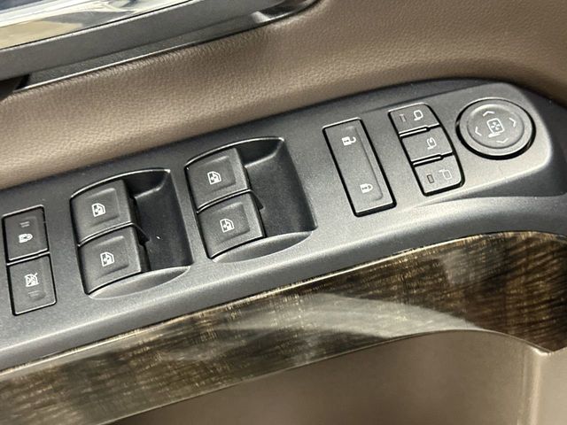 Thumbnail: 2015 GMC Sierra 3500 - 24