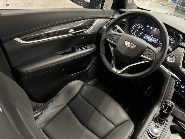 Thumbnail: 2023 Cadillac XT6 - 2