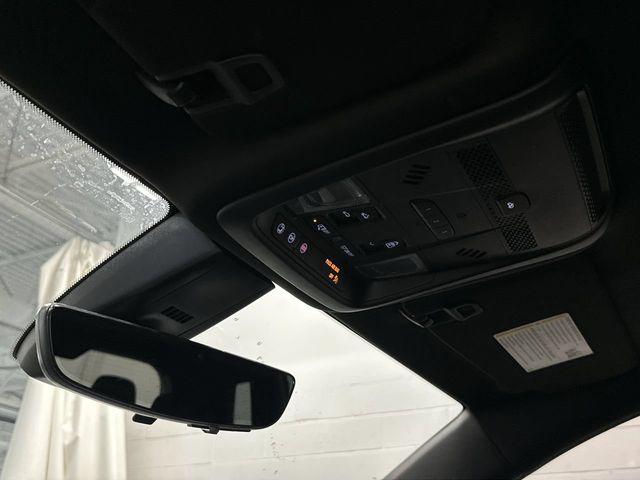 Thumbnail: 2023 Cadillac XT6 - 27