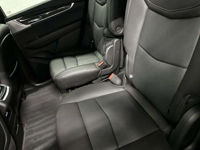 Thumbnail: 2023 Cadillac XT6 - 9
