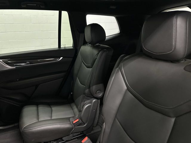 Thumbnail: 2023 Cadillac XT6 - 22