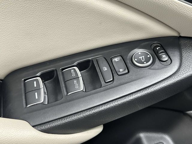 Thumbnail: 2019 Honda Accord - 25