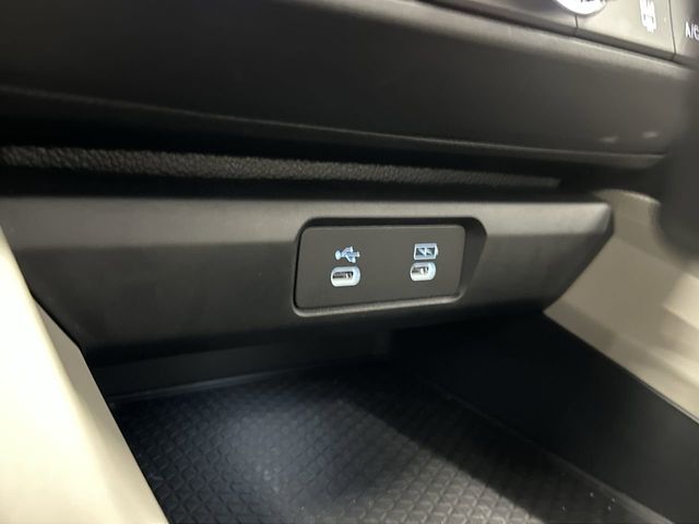 Thumbnail: 2025 Honda Accord - 27